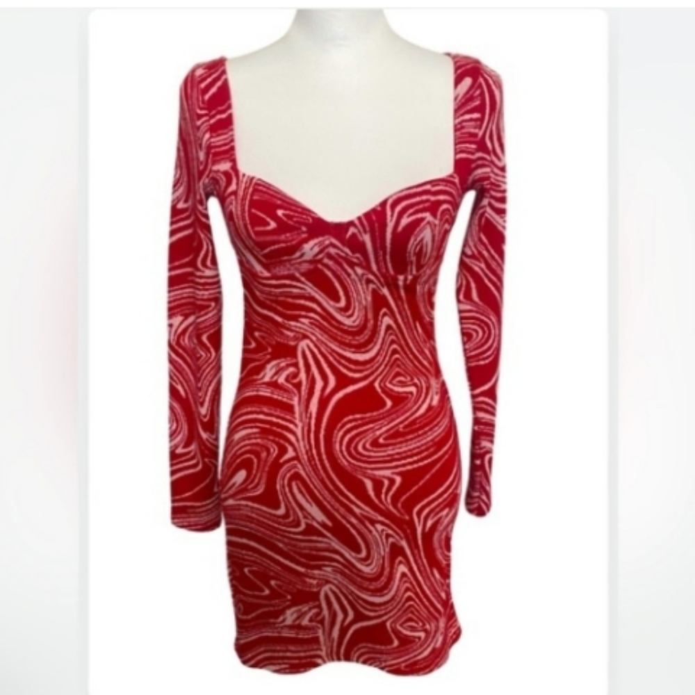 ZARA Jacquard Red White Swirl Mini Dress Knit Long Sleeve Medium Sweetheart Neck